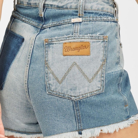 Wrangler x Billabong Sun Up Cut Off Shorts - Picture 1 of 10